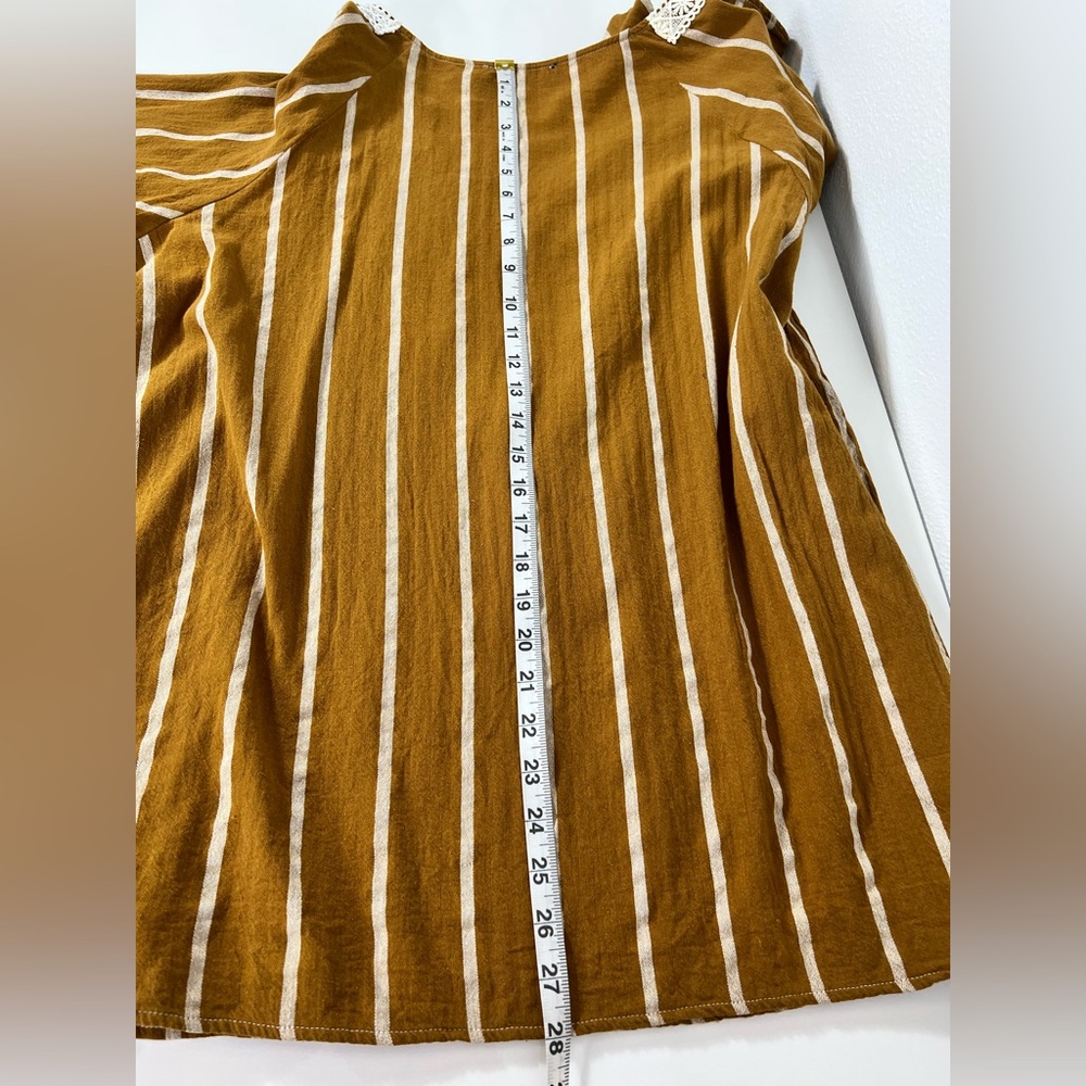 Suzanne Betro Short Sleeve V-Neck Lace Trimmed Blouse Mustard Brown‎ 3X - Picture 7 of 7